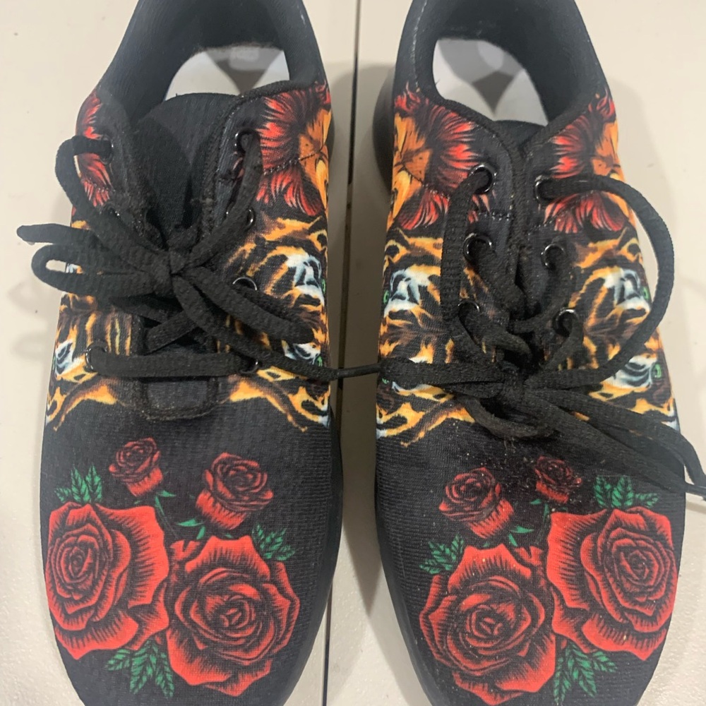 Roses Lion and Tiger Fashion Sneaker